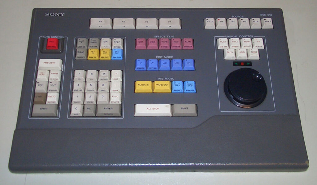 Consola analógica Sony utilizada para edición lineal de video