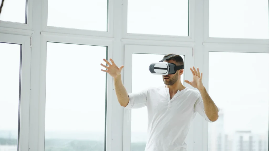 De mando a mirada y gesto: prototipar interacción VR